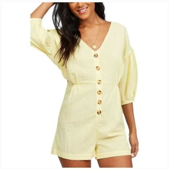 NWT New Billabong Women's sz L Sun Valley Button Front Seersucker Romper Sunbeam - Picture 1 of 7